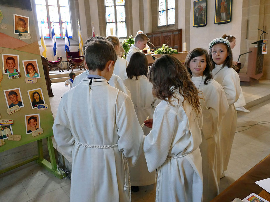 Dankgottesdienst der Kommunionkinder (Foto: Karl-Franz Thiede)